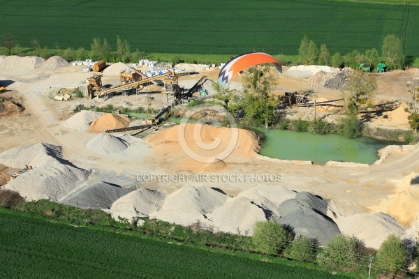 Photo aÃ©rienne entreprise de granulats, Villiers de Morhier 28