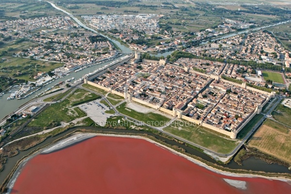 Photo aérienne d Aigues-Mortes