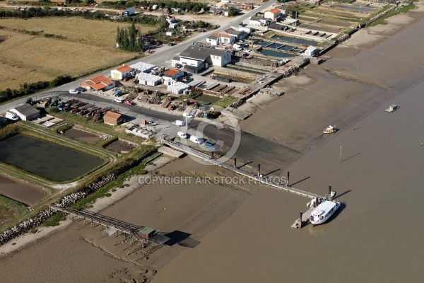 Photo aérienne de Port-des-Barques