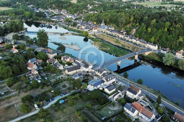 Photo aérienne de Savonnières 37510