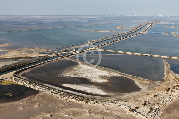 Photo aérienne étangs de Camargue