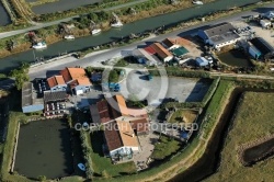 Photographie aérienne du port ostréicole de Marennes Photographie aérienne du port ostréicole de Marennes