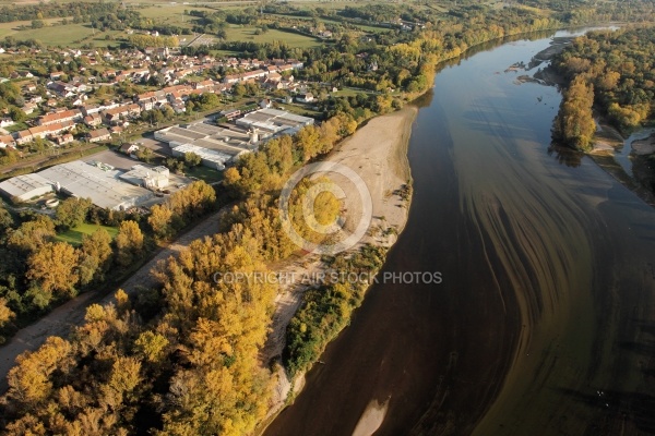 Photos aérienne de la Loire à Myennes 58