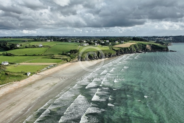 Plage de Trezmalaouen par temps nuageux, Finistère