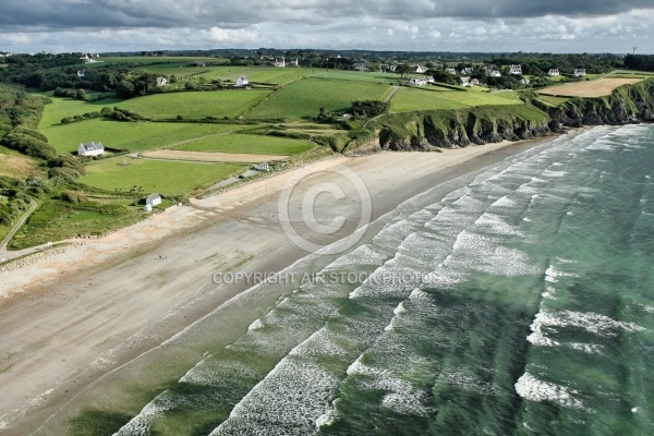 Plage de Trezmalaouen vue du ciel, Kerlaz, Finistère