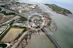 Pont viaduc Marennes - Oléron , Bassin Ostréicole Bourcefranc-le