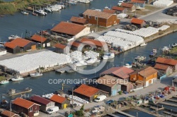 Port de Gujan-Mestras vue du ciel