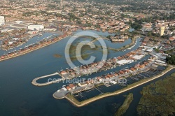 Port de Gujan-Mestras vue du ciel