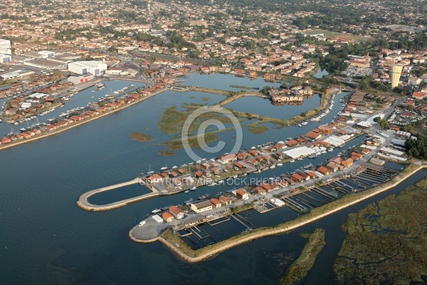 Port de Gujan-Mestras vue du ciel