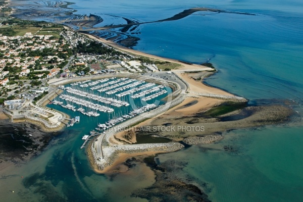 Port de plaisance de Saint-Denis-d Oléron  vue du ciel