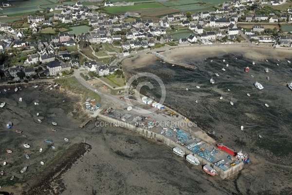 Port de île de Batz ,le Finistere vue du ciel