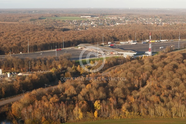 Péage de Saint-Arnoult-en-Yvelines vue du ciel