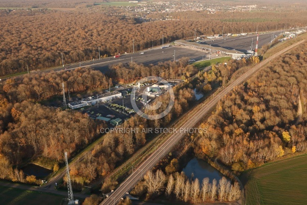 Péage de Saint-Arnoult-en-Yvelines vue du ciel