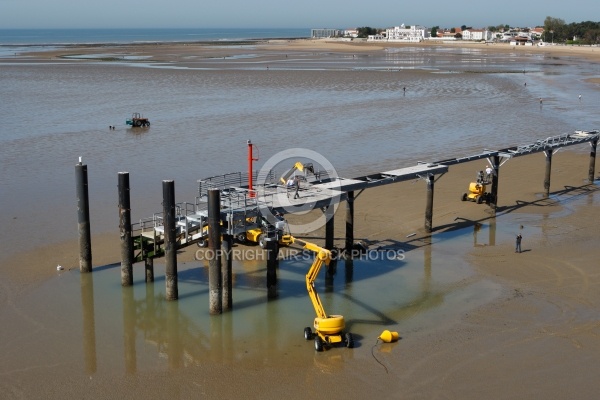 Reconstruction de l embarcadère de la tranche-sur-Mer  suite à X