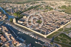 Remparts d Aigues-Mortes, vue du ciel