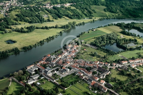 Retell en Moselle vue du ciel 57