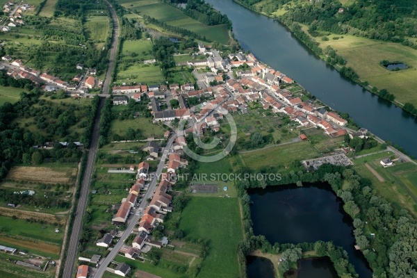 Retell en Moselle vue du ciel 57