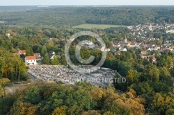 Saint-Chéron cimetière vue du ciel