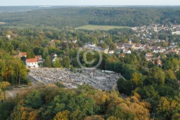 Saint-Chéron cimetière vue du ciel