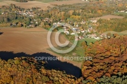 Saint-Cyr-Sous-Dourdan vue du ciel en Automne