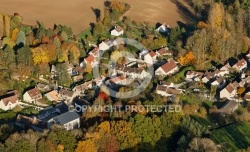 Saint-Cyr-Sous-Dourdan vue du ciel en Automne