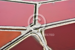 Salines d Aigues-Mortes 30220, vue du ciel