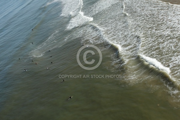 Surfeurs côte sauvage île d Oléron