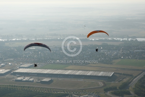 Survol aérien de Blois en paramoteur