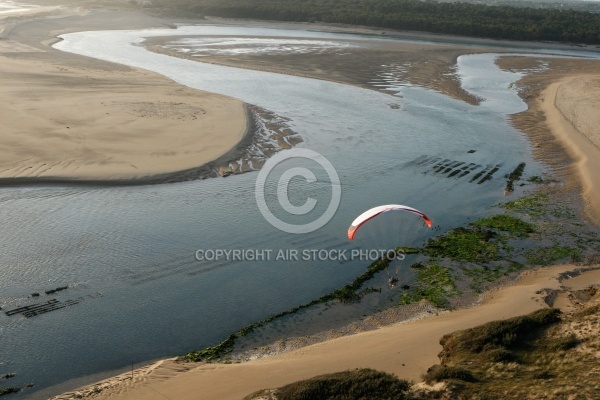 Survol de l estuaire du Payrée en ULM, Vendée 85