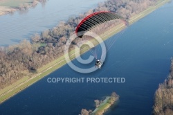 Survol de la seine en paramoteur à Mantes-la-Jolie 78