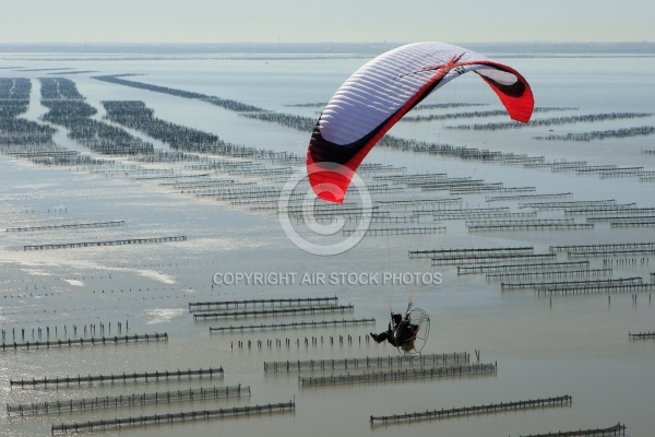 Survol des parcs ostréicoles de la pointe d Arçais, Vendée 85