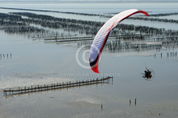 Survol des parcs ostréicoles de la pointe d Arçais, Vendée 85