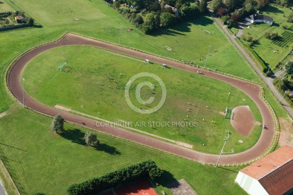 Terrain de Foot, La chapelle-Montlinard