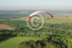 Tourisme campagne Bourgogne en ULM paramoteur