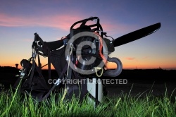 ULM paramoteur au coucher du soleil ULM paramoteur au coucher du soleil