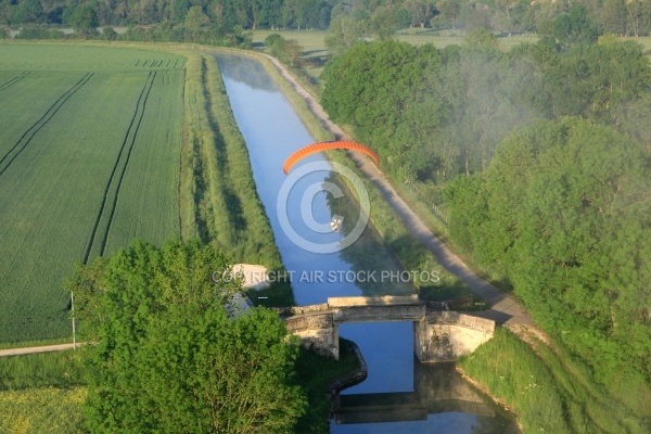 Vallée de l yonne en ULM paramoteur