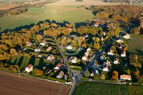 Vaugrigneuse hameau des Petites Buttes