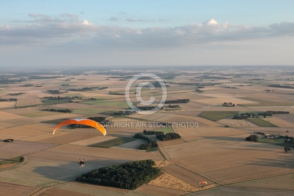 Vol en paramoteur au dessus de la Beauce