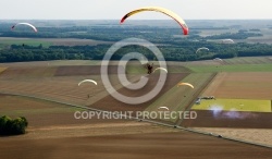 Vol en patrouille ULM paramoteur, Levainville 28