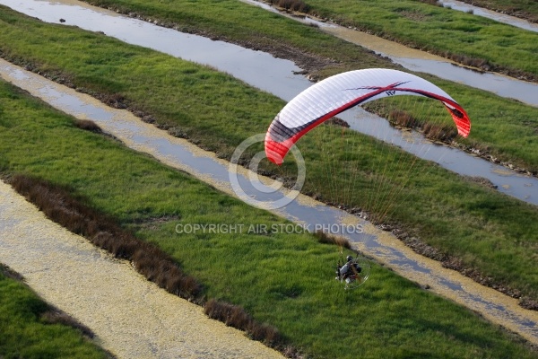 Vol paramoteur dans le marais Vendéen 85