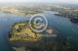 vue aerienne de l île Irus,  Golfe du Morbihan 56