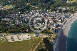 Vue aérienne d Etretat  Seine maritime 76