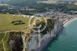 Vue aérienne falaise d Amont  d Etretat