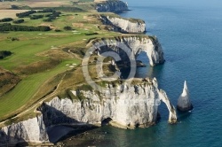 Vue aérienne falaise d Aval d Etretat  Seine maritime