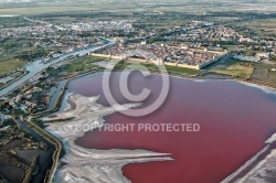 Vue aérienne d Aigues-Mortes 30220, Gard Vue aérienne d Aigues-Mortes 30220, Gard