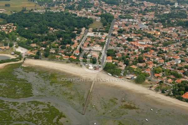 Vue aérienne d Ares, bassin d Arcachon 33