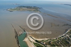 vue aérienne de L ïle Madame, Port-des-barques , Charente-Mariti