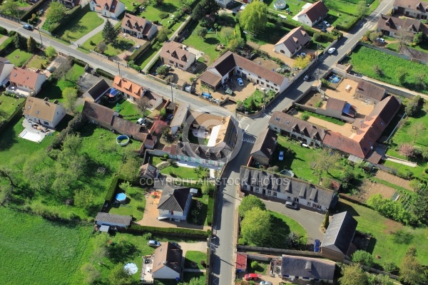 Vue aérienne de Malmaison, Villiers-le-Morhier, 28130 Vue aérienne de Malmaison, Villiers-le-Morhier, 28130