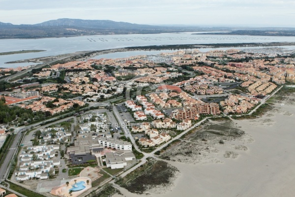 Vue aérienne de Port Leucate 11370