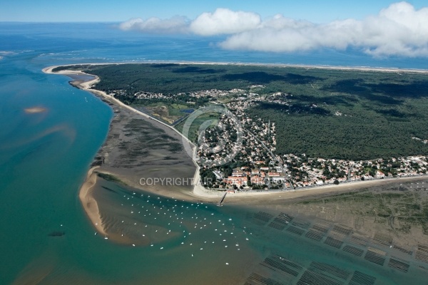 vue aérienne de Saint-Trojan-les-Bains sur l île d Oléron